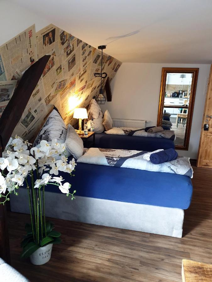Victory Guesthouse - Handwerker Pension Bielefeld Exterior foto