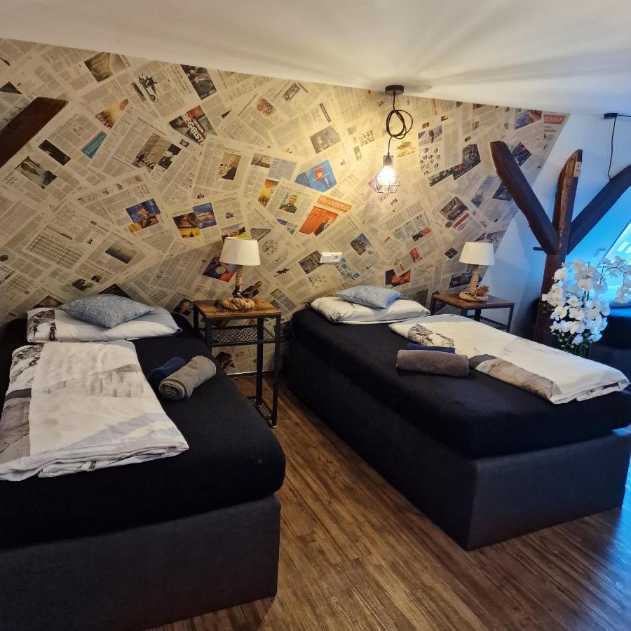 Victory Guesthouse - Handwerker Pension Bielefeld Exterior foto