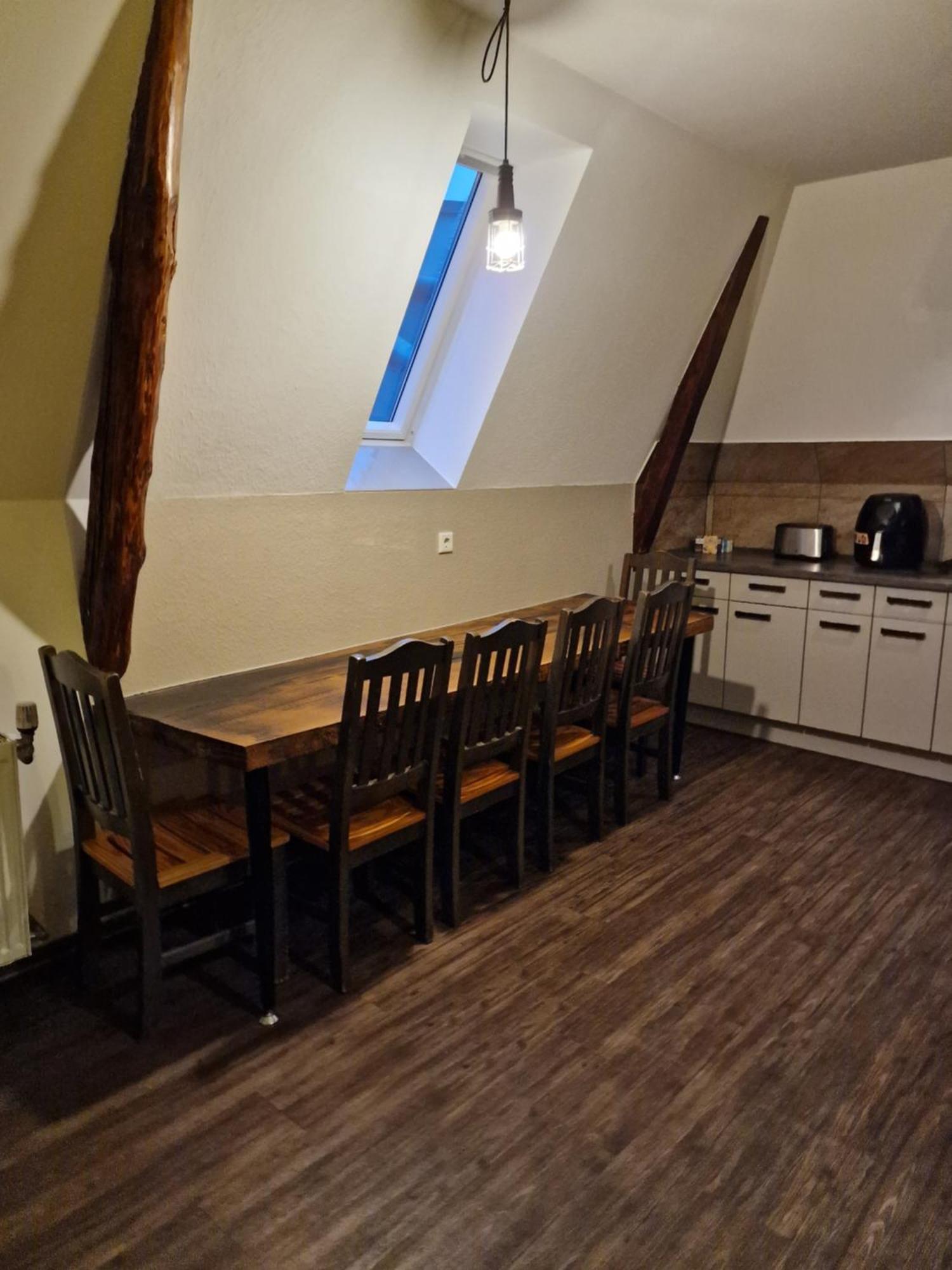 Victory Guesthouse - Handwerker Pension Bielefeld Exterior foto